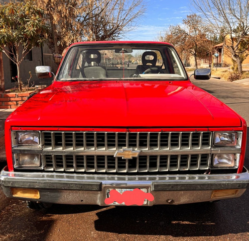 Chevrolet C-10 Custom Deluxe