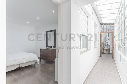 Imagen 10 de 29 de Venta Recoleta - Pza Vte Lopez - Exclusivo Piso 2 Dormitorios - Excelente Estado