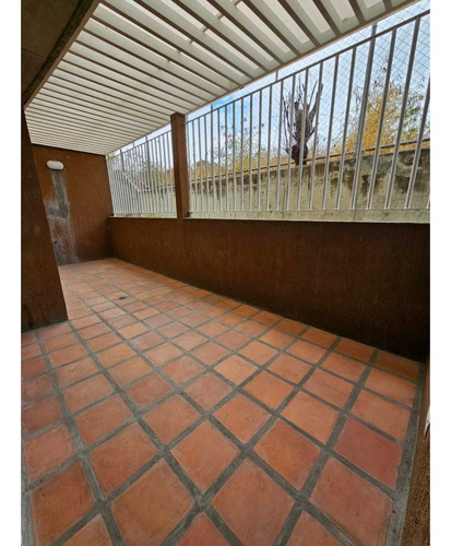 Venta De Apartamento En El Conjunto Residencial Los Apamates Suites I
