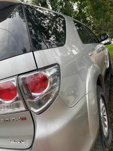 Toyota Sw4 3.0 Srv Cuero 171cv 4x4 At 2013 7asientos