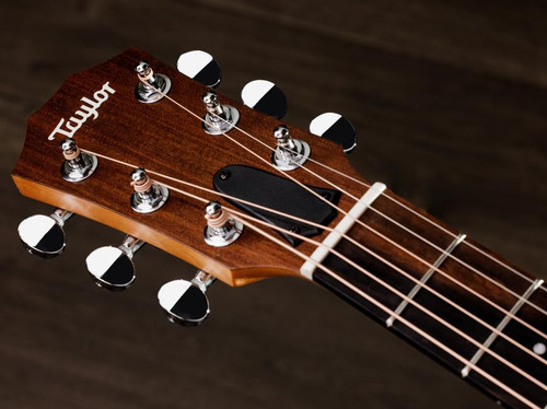 Guitarra Acústica Taylor Gs Mini Sapele Natural Con Púa Negr
