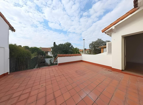 Casa En Venta De 3 Dormitorios - Garage - Jardin - En Barrio Parque Cornelio Saavedra