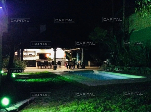 Imagen 5 de 12 de Alquiler Chalet Mansa Con Piscina Parquizado