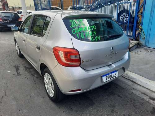 Imagem 4 de 11 de Renault Sandero 2018 1.0 12v Expression Sce 5p