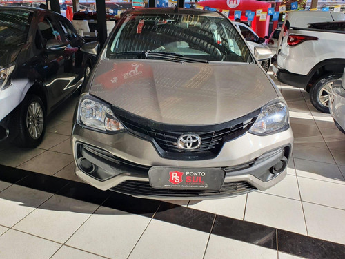 Imagem 3 de 9 de Toyota Etios Sedan X 1.5 Flex Aut