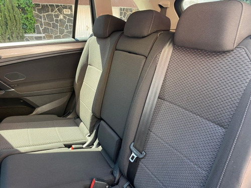 Imagen 7 de 15 de Volkswagen Tiguan 2018 1.4 Comfortline Plus At