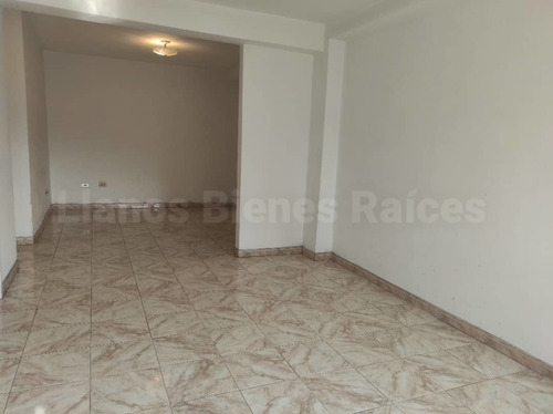 Imagen 6 de 13 de Apartamento En Venta Urb San Isidro A 1 Cuadra Av Sucre