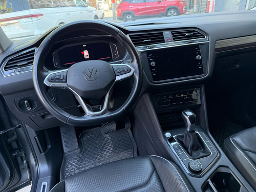 Volkswagen Tiguan 2.0 Tsi R-Line Dsg7