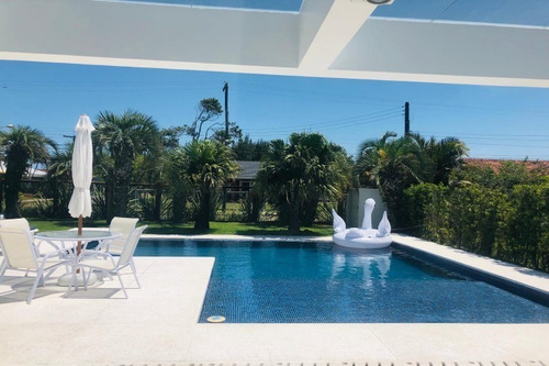 Imagem 10 de 30 de Casa À Venda Em Xangri-lá - Ca01018 - 34979312