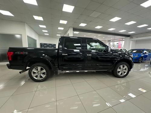 Ford F-150 Platinum 4WD AT