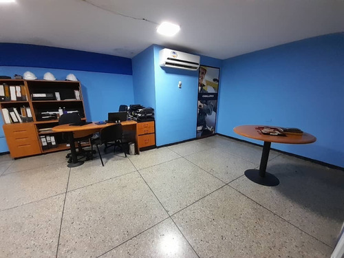 Imagen 12 de 30 de Fg Fondo De Comercio. Special Tires Center C.a.