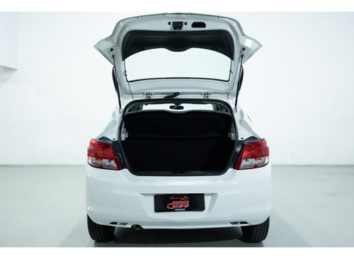Chevrolet Onix 1.0 MPFI LT 8V FLEX 4P MANUAL