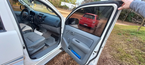 Vendo Toyota Hilux Doble Cabina 4x2 Motor 2,5