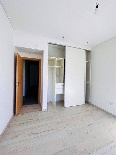 Imagen 18 de 30 de Excelente Casa En San Matías, 4 Dormitorios, Dependencia Y Piscina!!