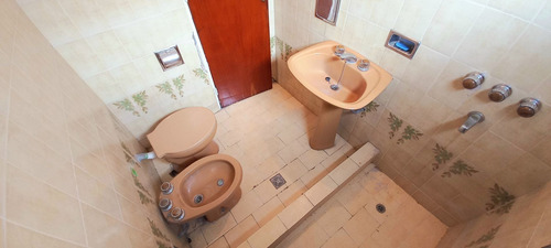 Imagen 6 de 20 de Venta Ph 3 Ambientes Saenz Peña Patio Propio