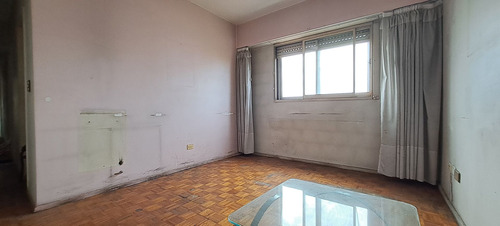 Venta Departamento  2 Ambientes  V. Crespo