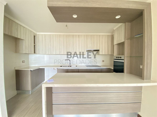 Departamento En Arriendo De 2 Dorm. En Reñaca Norte