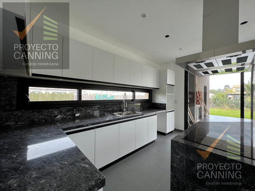 Casa En Venta Barrio Lagos De Canning