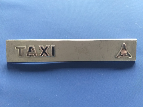 Insignia Taxi Emblema De Auto Antiguo Placa Logo