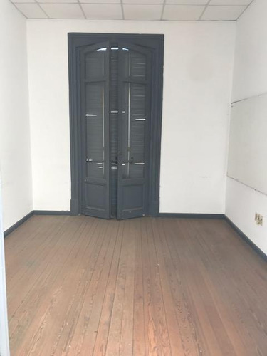 Venta Edificio Apartamentos Y Local Comercial En Rambla Puerto