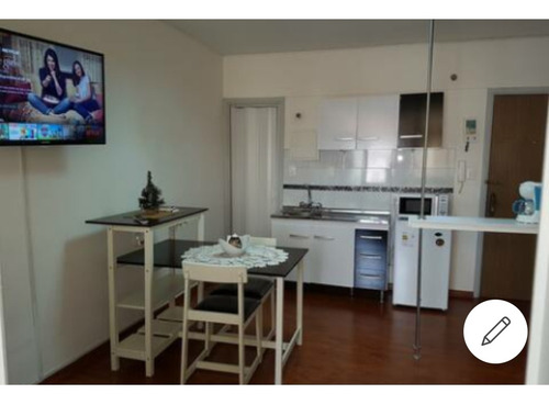 Imagen 3 de 9 de Lindo Monoambiente Dividido Totalmente Amoblado Ciudad Vieja