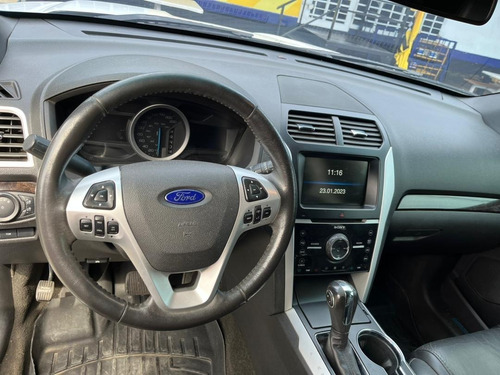 Imagen 10 de 16 de Ford Explorer