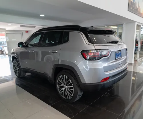 Jeep Compass 1.3T Altitude Fwd At6