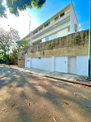 Se Alquila Apartamento Duplex En Alta Florida