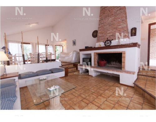 Gran Chalet En Venta- Ref: 3498