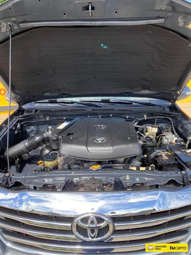 Toyota Fortuner Automática