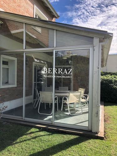 Casa Venta 4 Ambientes En La Casualidad Lote De 800 M2 Interno