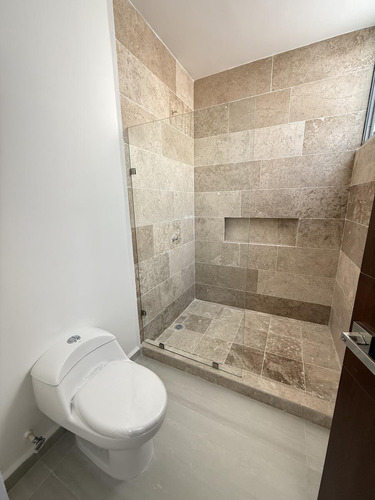 Casa En Venta Merida, En Privada, Con 562 Mt De Construccion