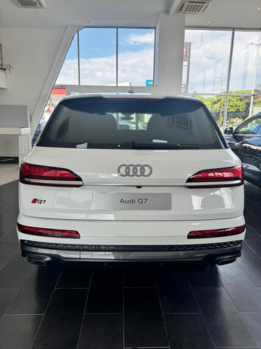 Audi Q7 S Line 2025