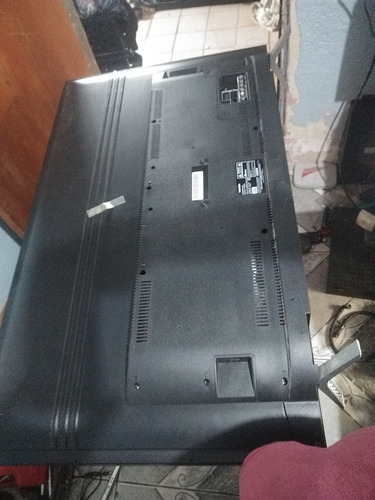 Tv Toshiba Tcl 40 P Modelo 40l2600 Tv Display Quebrado