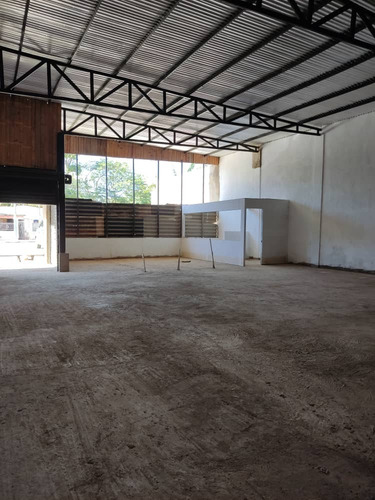 Imagen 8 de 10 de 2 Galpones En Venta, Poblado, Porlamar