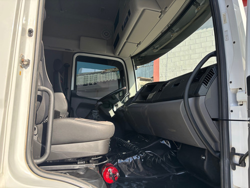 30.330 /2023 Bitruck Chassi 11,5 Mts