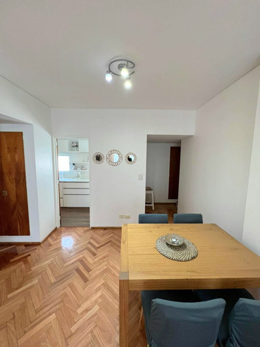 Impecable Departamento 2 Ambientes, Yatay 400
