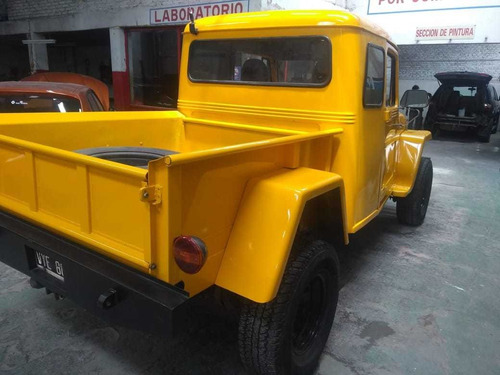 Jeep Ika Baqueano