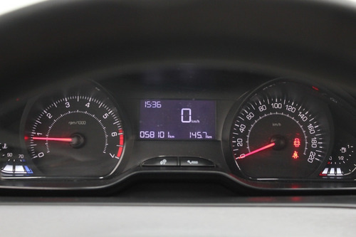Peugeot 208 Activ 2017 La Plata 831