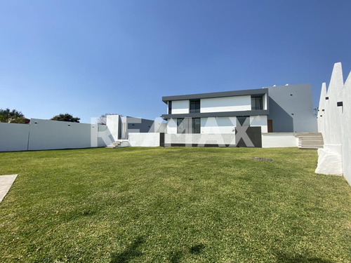 Casa En Venta En Morelos, Fraccionamiento Real De Oaxtepec
