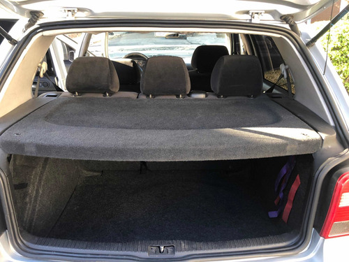 Imagen 8 de 8 de Volkswagen Golf 2005 1.6 Format