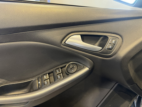 Ford Focus III 2.0 Sedan Se At6