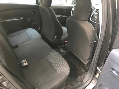Renault Nuevo Logan Authentique Plus 1,6 C/gnc Taxi