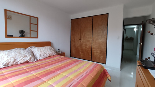 Apartamento En Parque Caiza En Campo Neblina Kb14