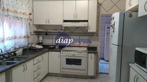 Sobrado Bem Conservado A 300 Metros Da Estação Oratório Do Monotrilho, Com 3 Dormitórios Que Possuem Armários Embutidos, Sendo Uma Suíte Com Closet E - Ca00206 - 69308142