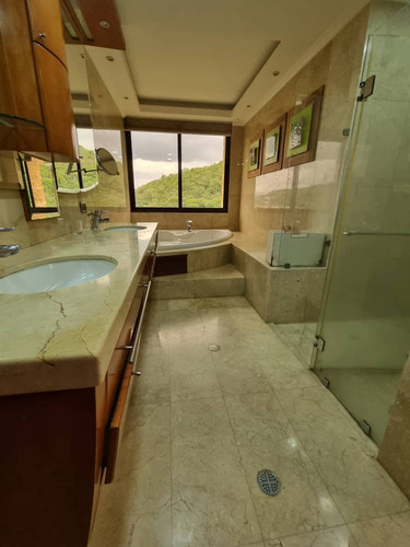Alquiler De Apartamento En Terrazas Del Country, Residencia Amazonas Ns