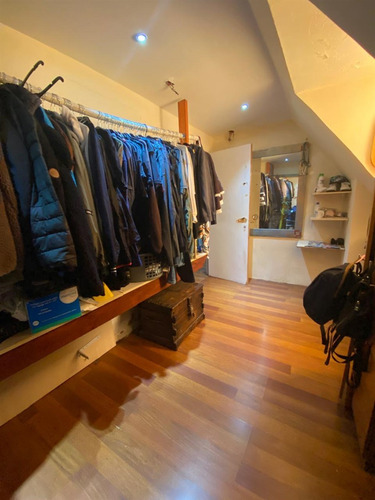 Casa En Venta De 13 Dorm. En Colina