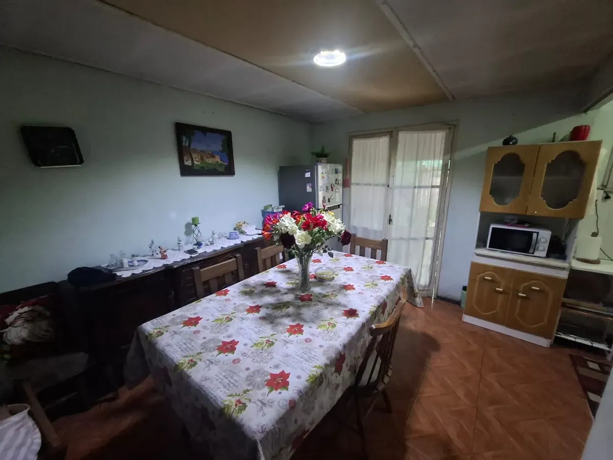 Imagen 5 de 17 de A Cuadras Del Metro Zapadores. Casa Completa Sólida En Jos?