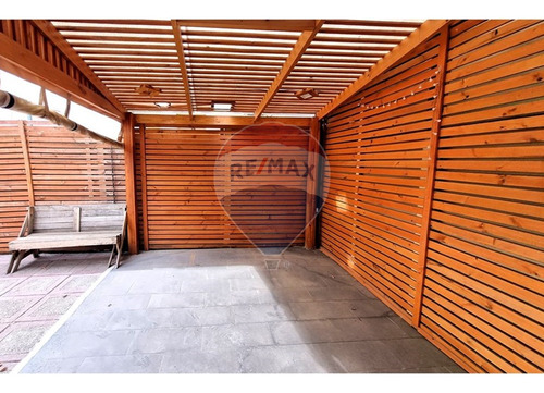 Casa Condominio C/paneles Solares Térmicos