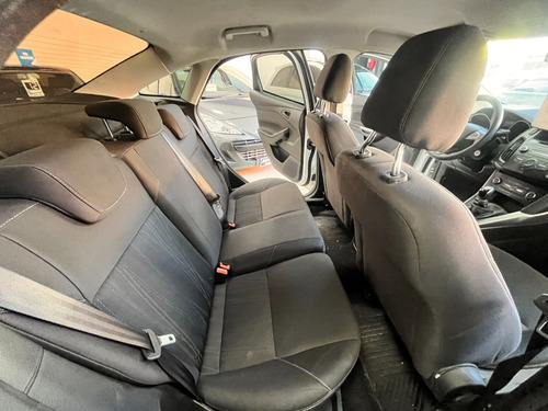 Ford Focus III 1.6 Sedan S